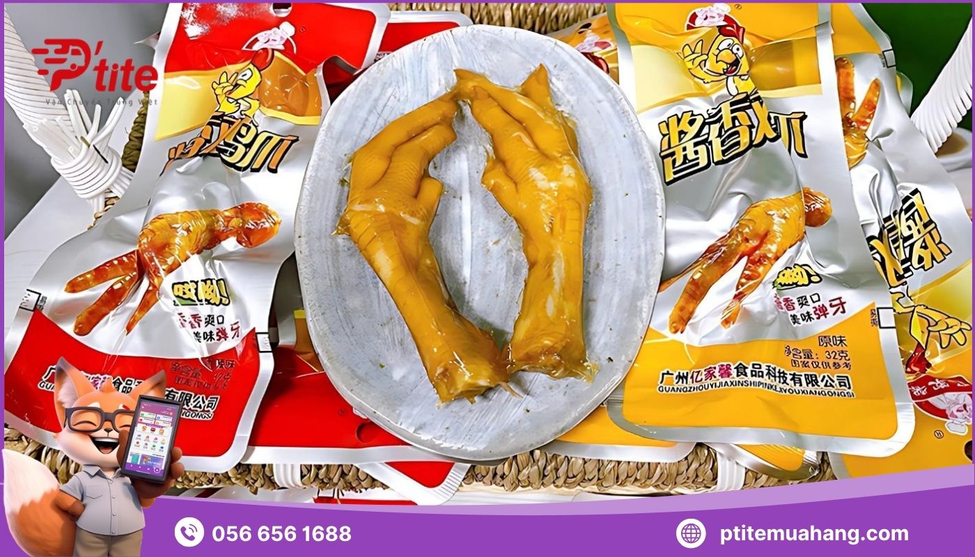 Snack Trung Quốc chân gà cay